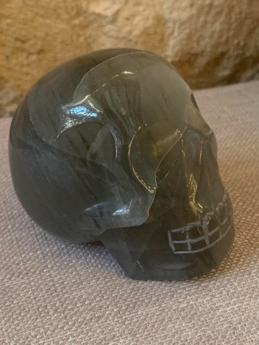 Crâne de cristal en agate du Brésil