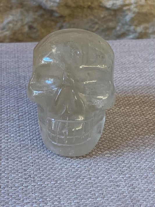 Crâne de cristal en quartz légèrement fumé