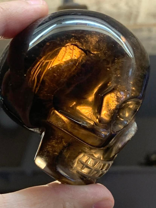 Crâne de cristal en quartz fumé