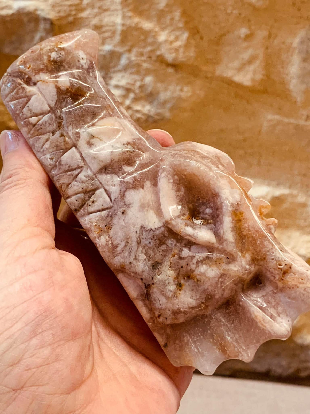 Crâne de dragon en agate fleur