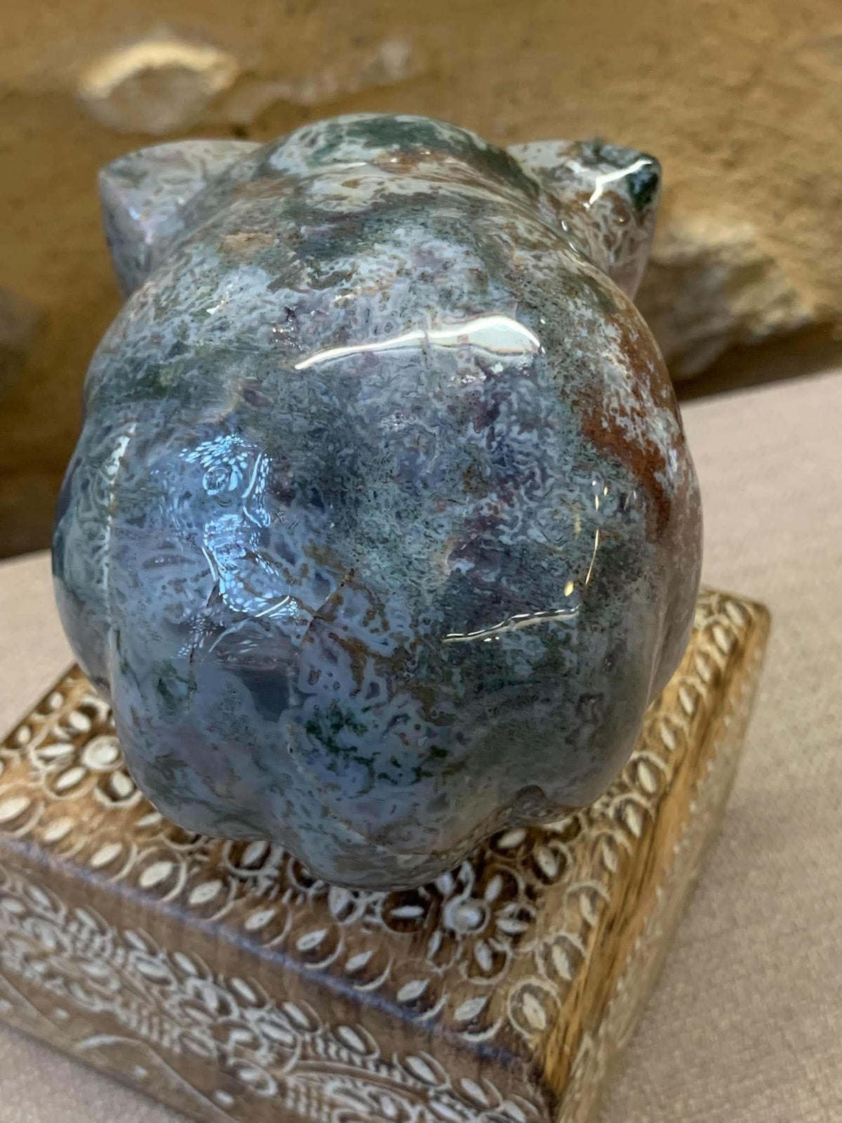 Crâne galactique en jaspe océan