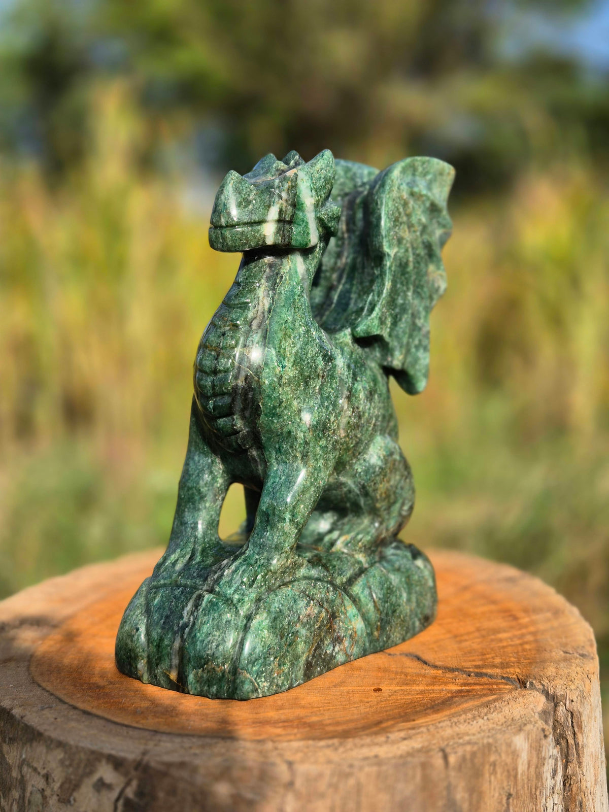 PRÉCOMMANDE Dragon de cristal en jade vert