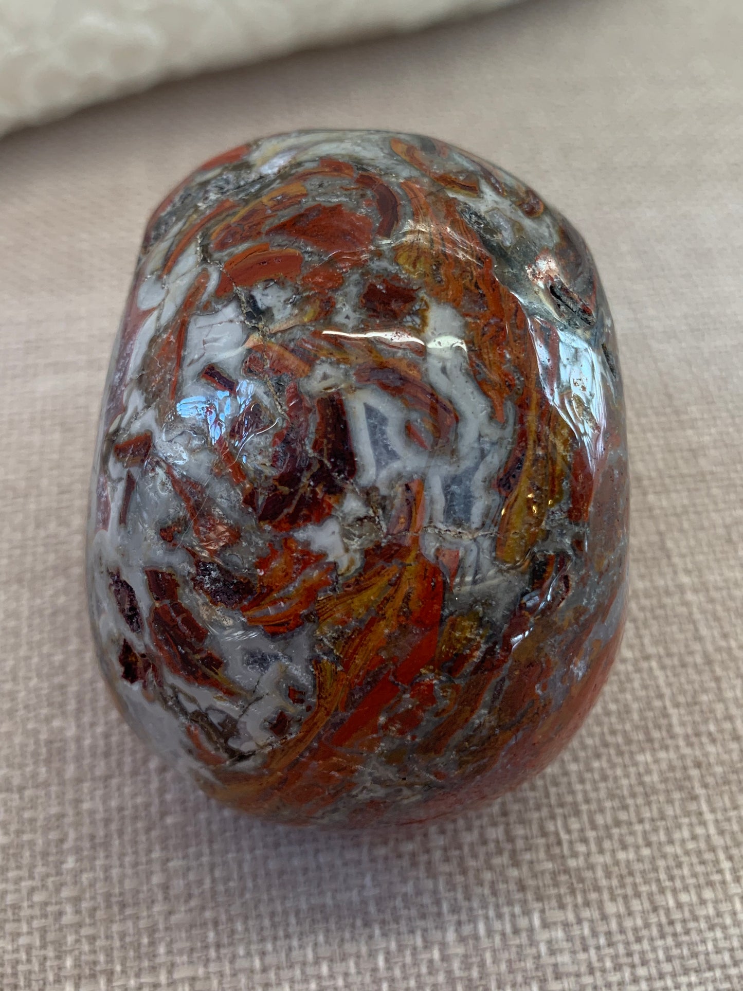 Crâne agate rouge