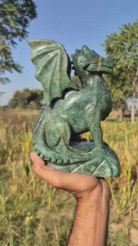 PRÉCOMMANDE Dragon de cristal en jade vert