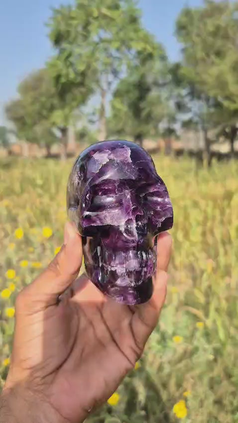 PRÉCOMMANDE Crâne de cristal en fluorite violette